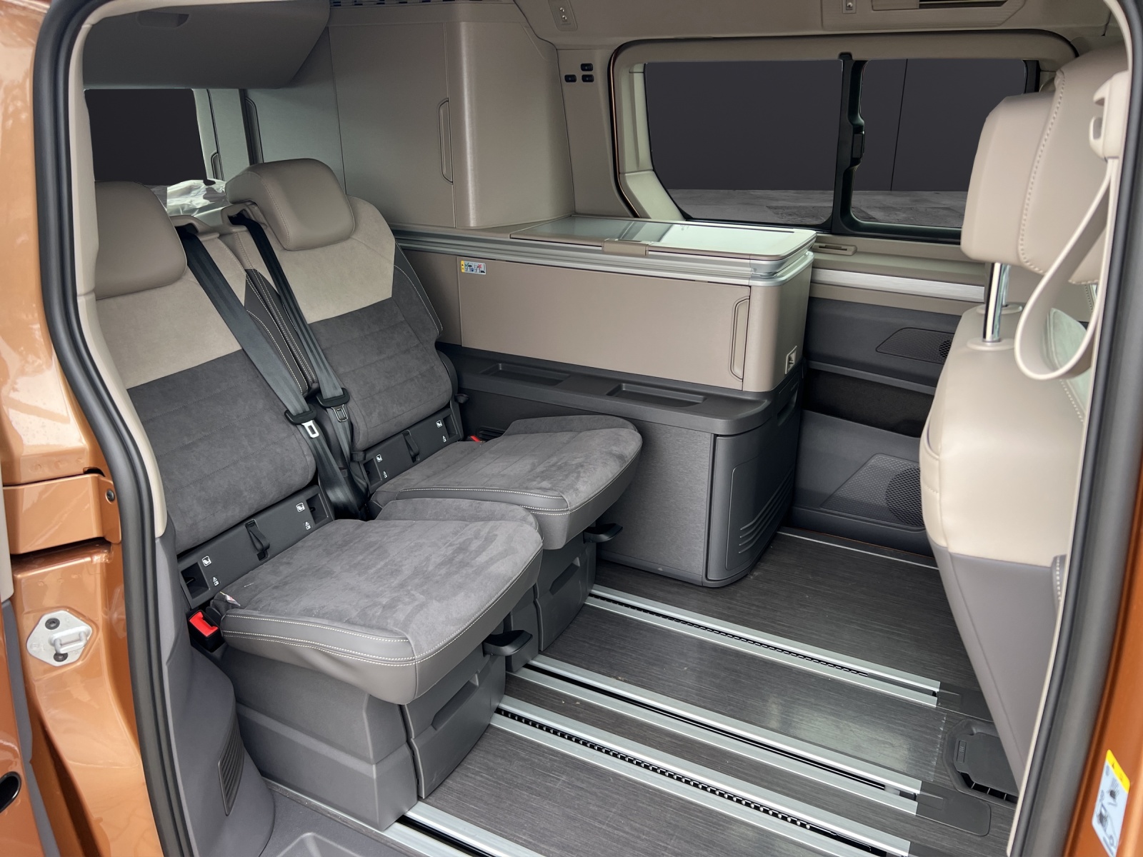 Fahrzeugabbildung Volkswagen T7 California Ocean TDI 7-DSG NAVI STANDH. DCC RFK ACC