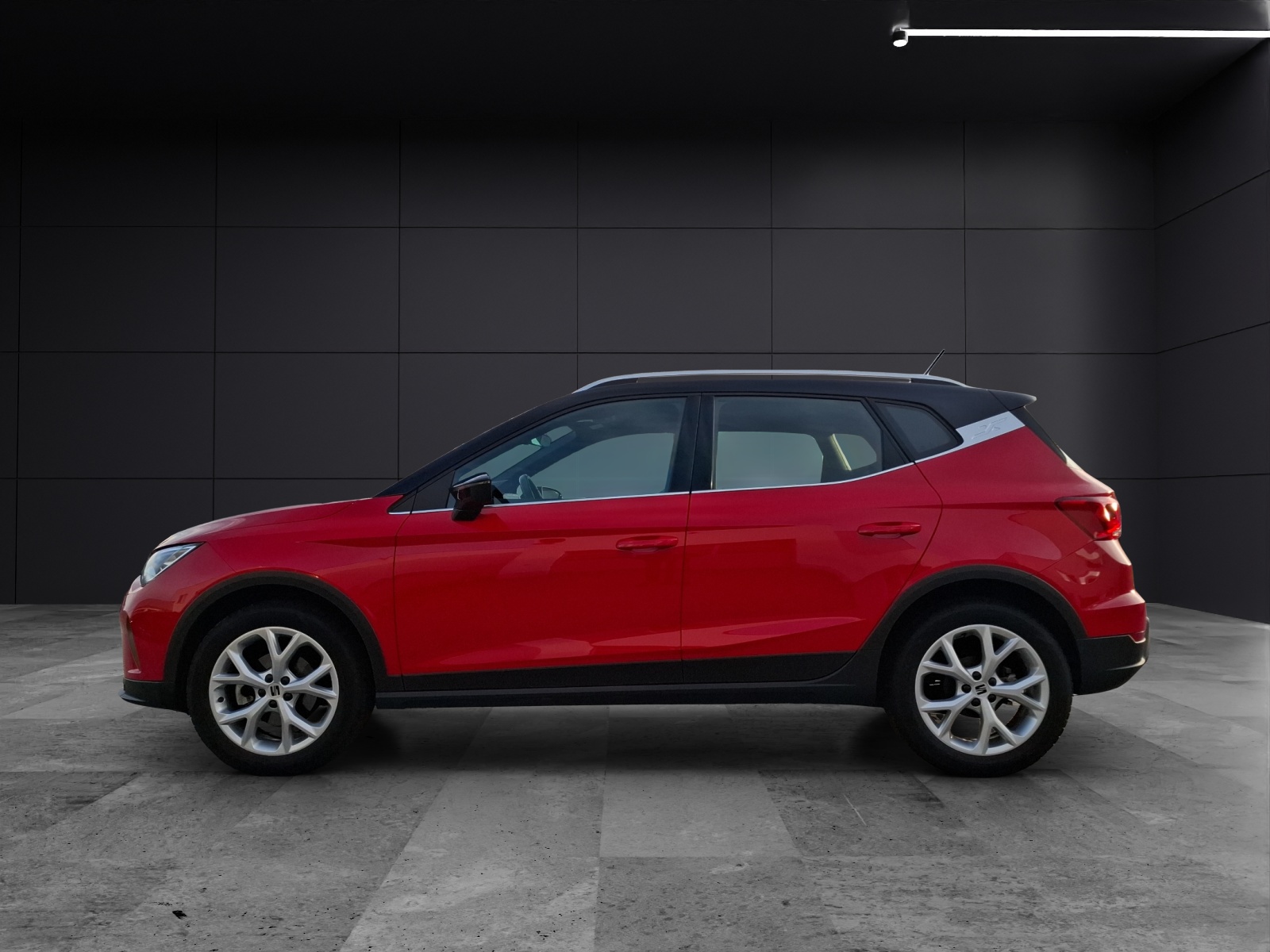 Fahrzeugabbildung SEAT Arona TSI FR-Line LED Navi GRA PDC SH LM