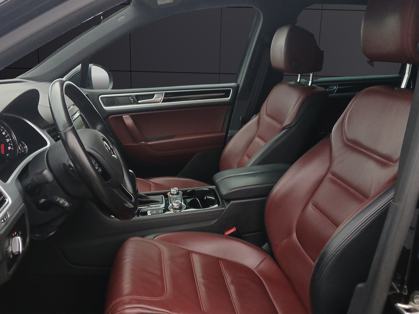 Fahrzeugabbildung Volkswagen Touareg TDI Exclusive Terrain-Tech 4M R-Line Standhzg Xenon AHK Navi Luft Leder