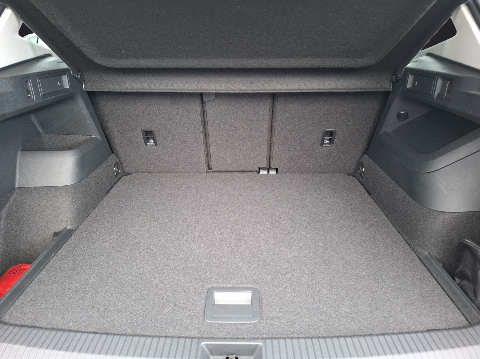 Fahrzeugabbildung Volkswagen Tiguan eTSI Life DSG Standhzg LED AHK Navi AID ACC RFK SH 20