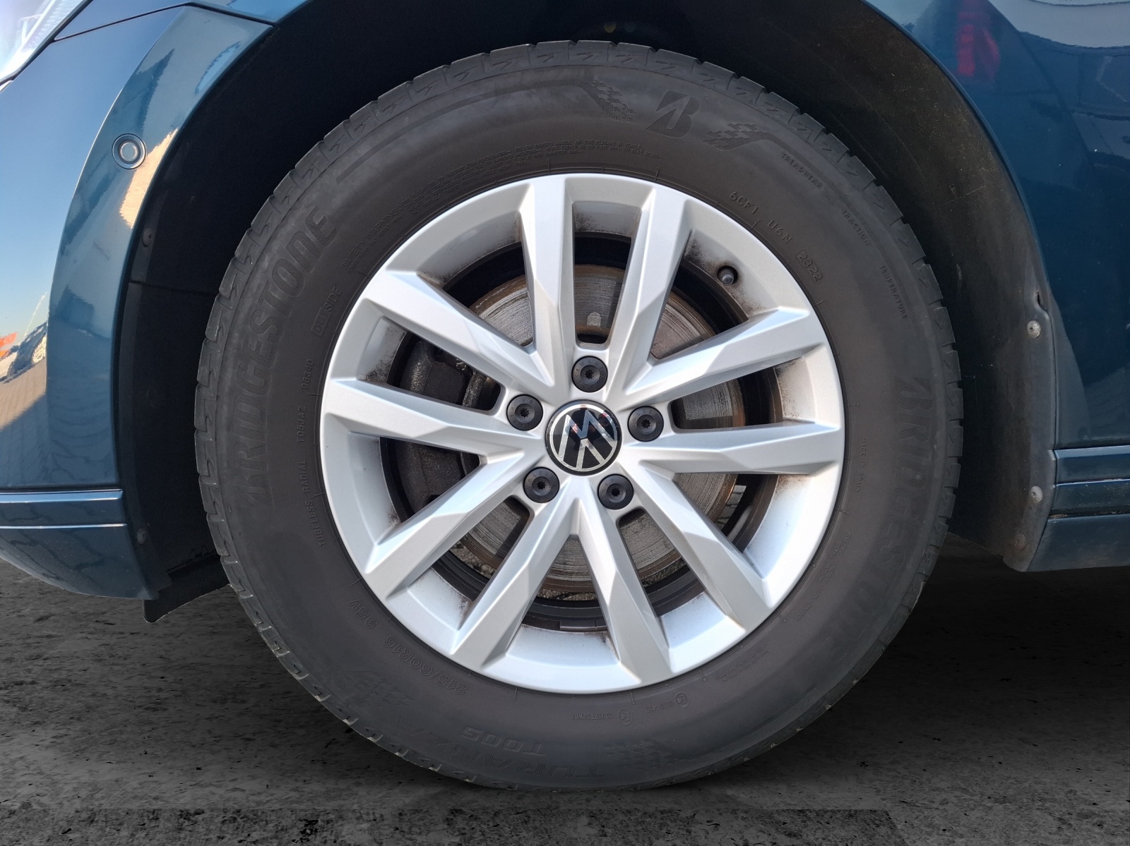 Fahrzeugabbildung Volkswagen Passat Variant TSI Business DSG Matrix Navi ACC RFK SH