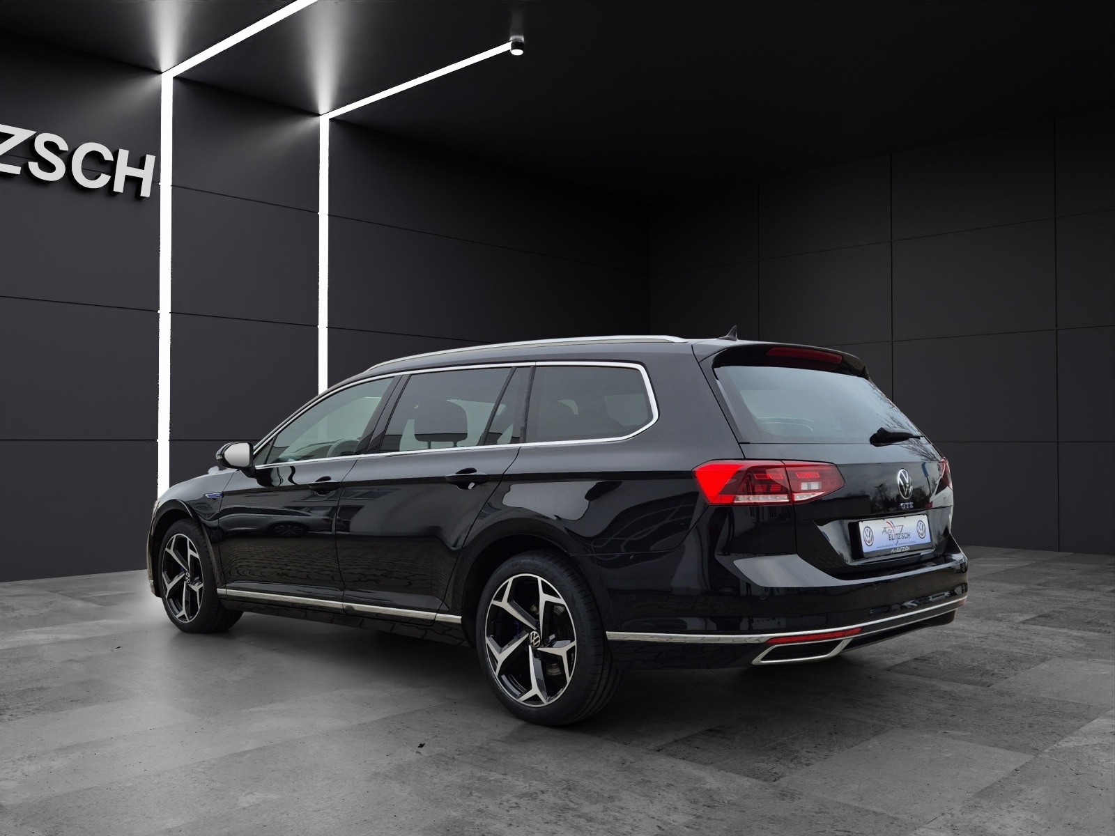 Fahrzeugabbildung Volkswagen Passat Variant GTE LED Navi ACC PDC SH LM