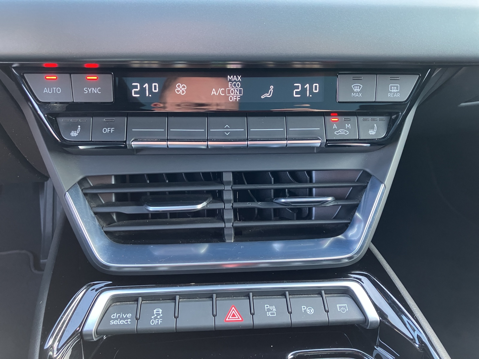 Fahrzeugabbildung Audi e-tron GT quattro MATRIX B&O WP SHZ ACC Navi Pano