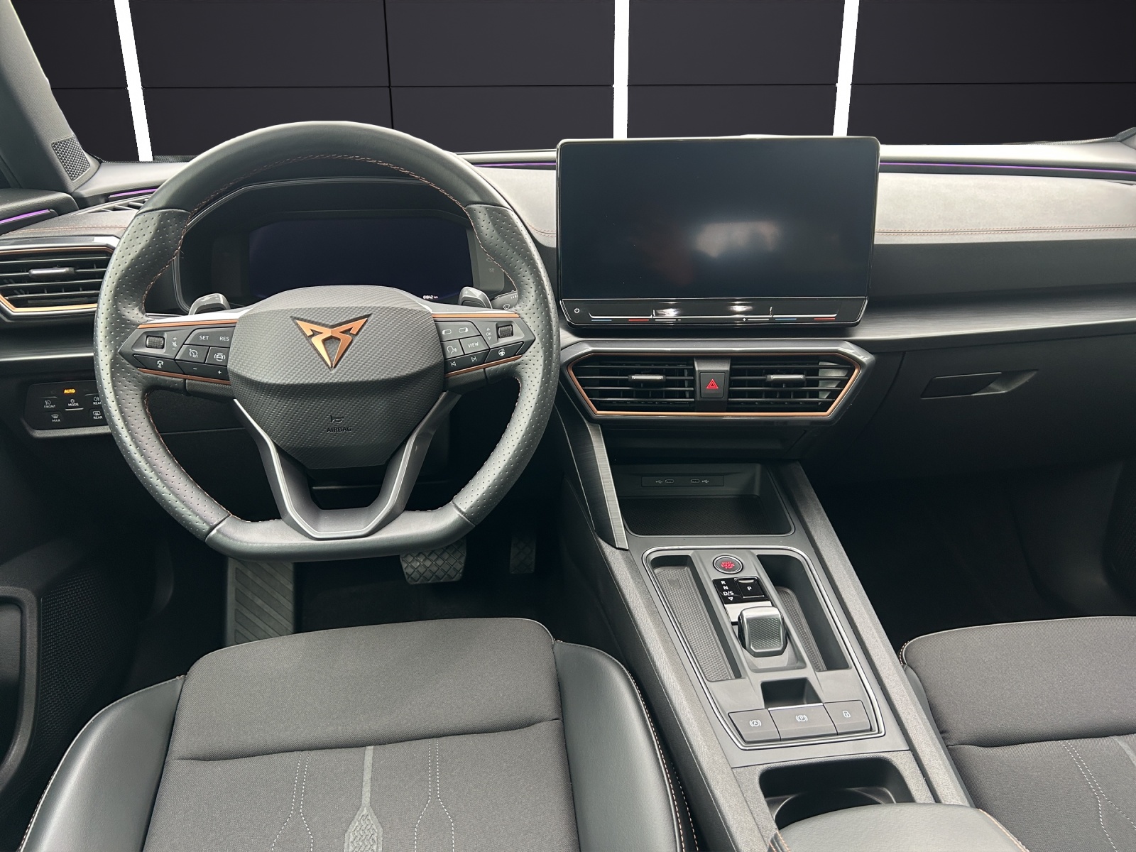Fahrzeugabbildung CUPRA Formentor DSG LED Navi ACC AHK PANO RFK Virtual Cockpit