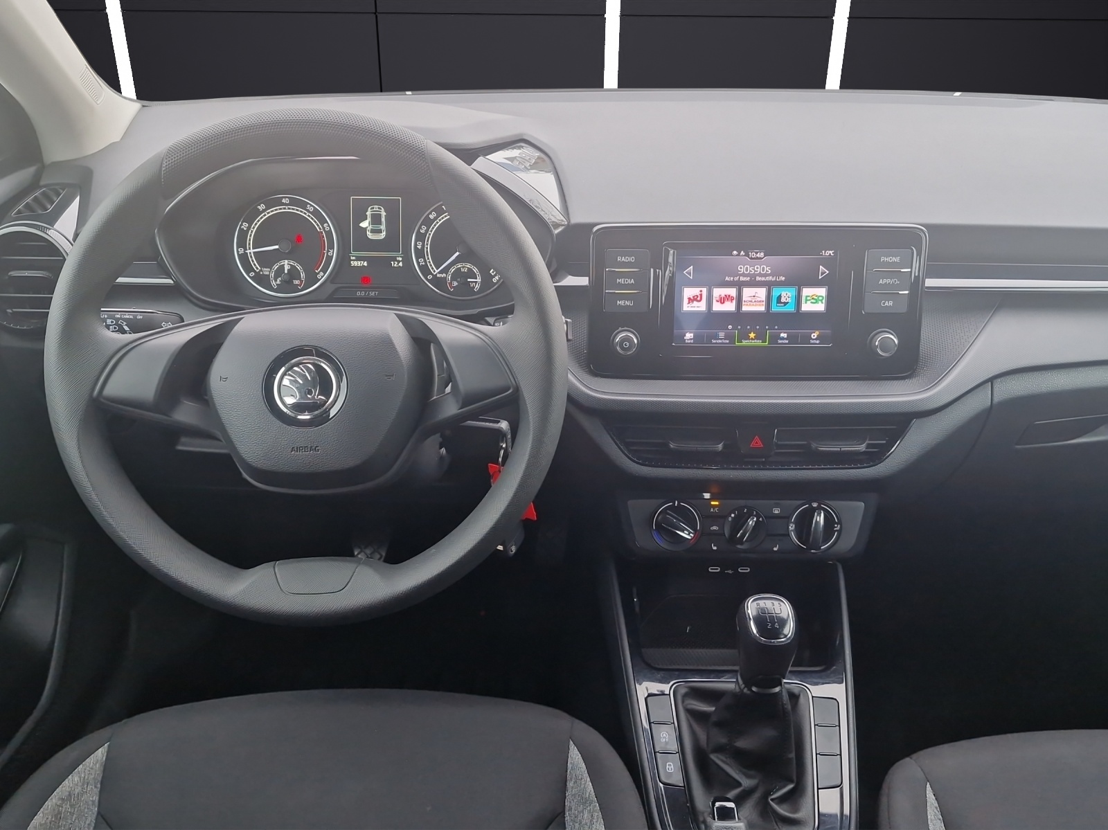 Fahrzeugabbildung SKODA Fabia Active 1.0 MPI DAB SH KLIMA