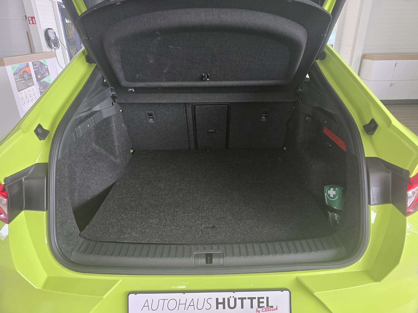 Fahrzeugabbildung SKODA Enyaq Coupé RS Lounge MATRIX AHZ HUD RFK SHZ ACC Wäpu