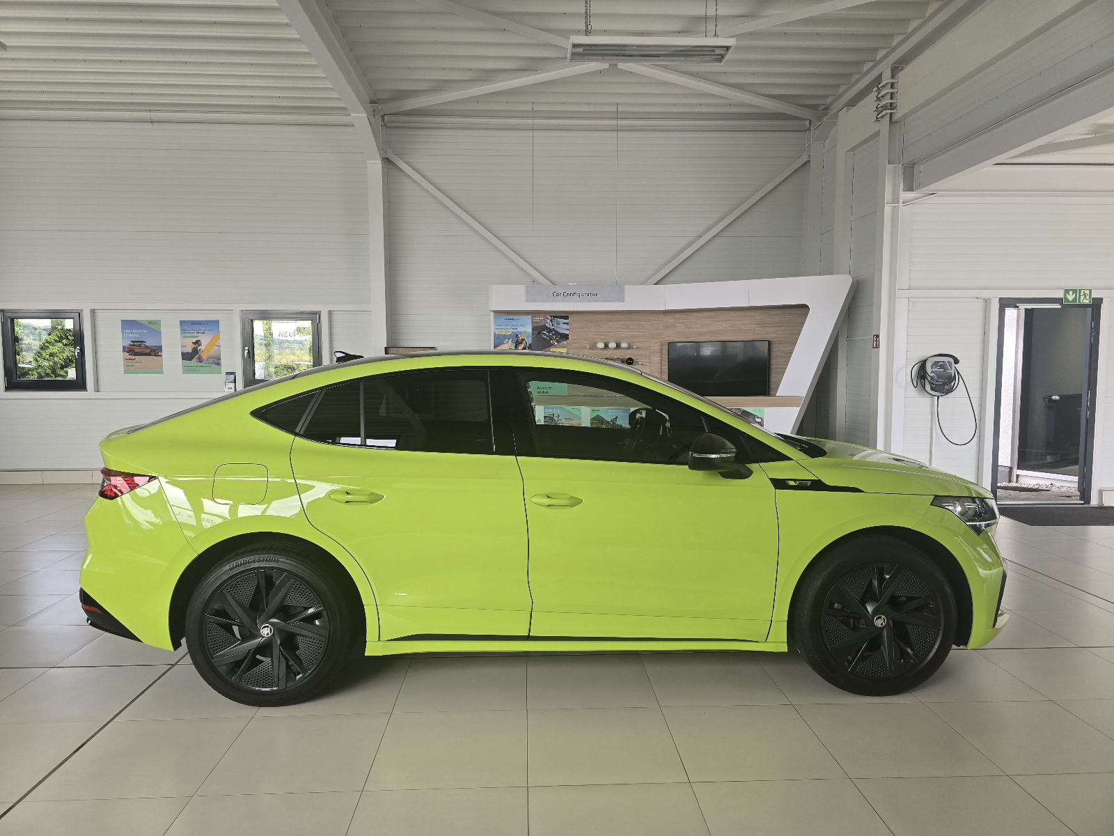 Fahrzeugabbildung SKODA Enyaq Coupé RS Lounge MATRIX AHZ HUD RFK SHZ ACC Wäpu