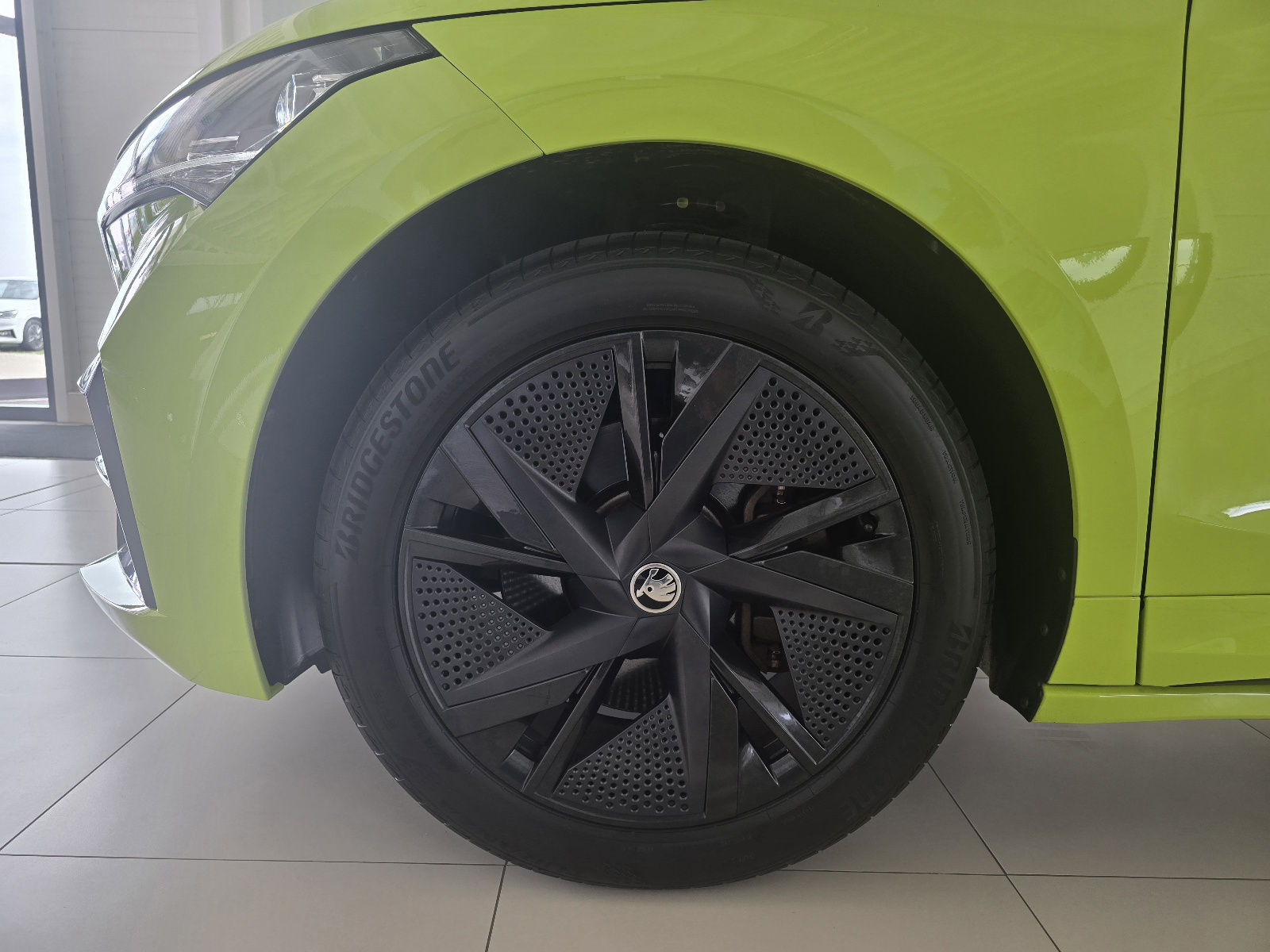 Fahrzeugabbildung SKODA Enyaq Coupé RS Lounge MATRIX AHZ HUD RFK SHZ ACC Wäpu