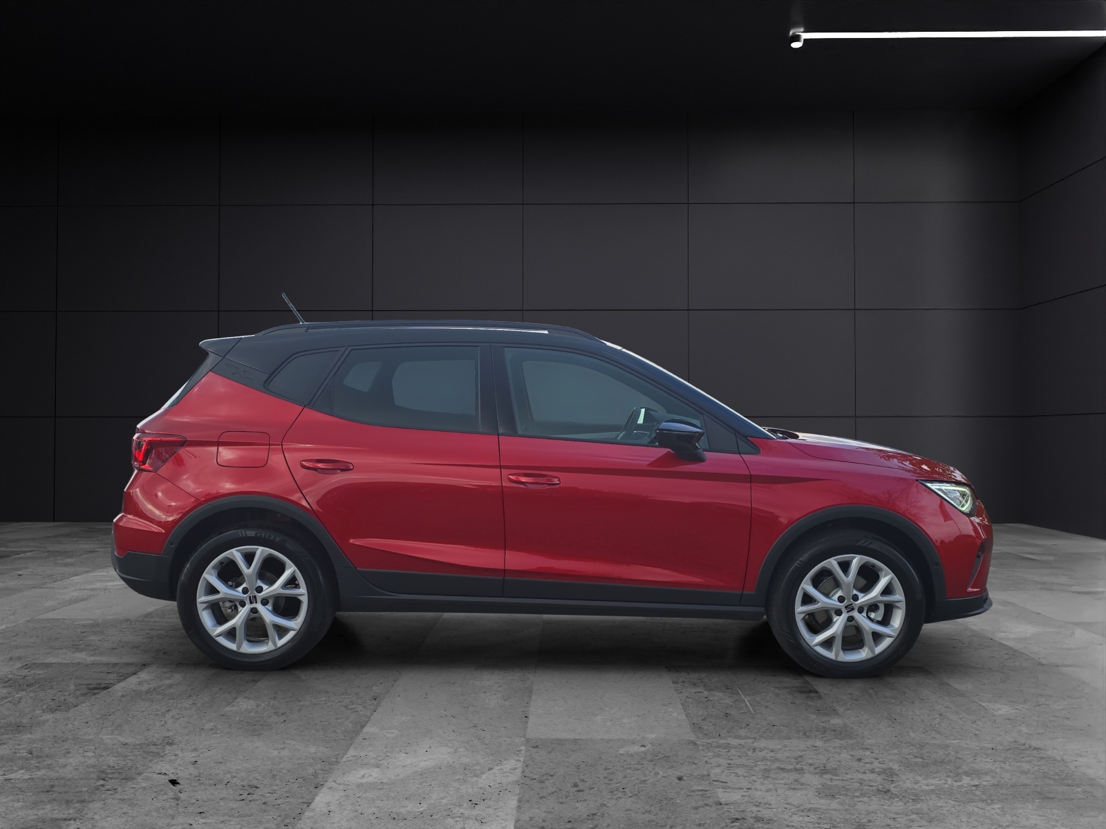 Fahrzeugabbildung SEAT Arona FR 1.0 TSI DSG AHZ ACC LED KAMERA