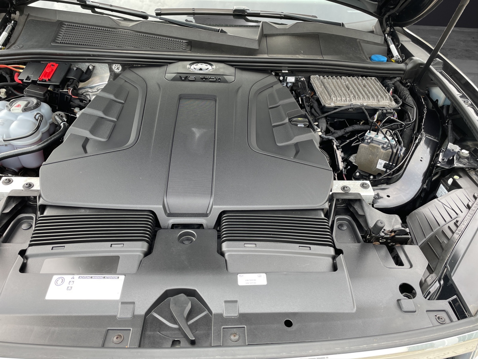 Fahrzeugabbildung Volkswagen Touareg TDI 4M LEDER AHK LED