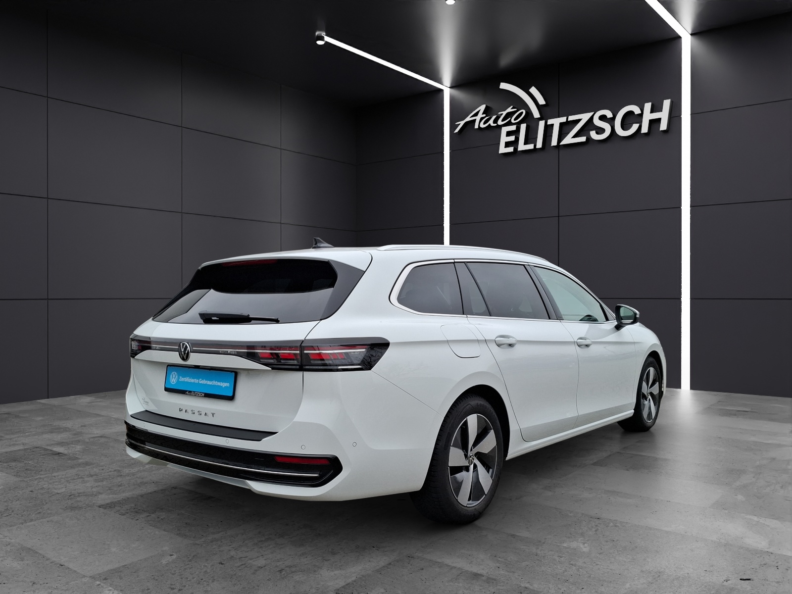 Fahrzeugabbildung Volkswagen Passat TDI DSG Elegance MATRIX ACC AHK AID NAVI