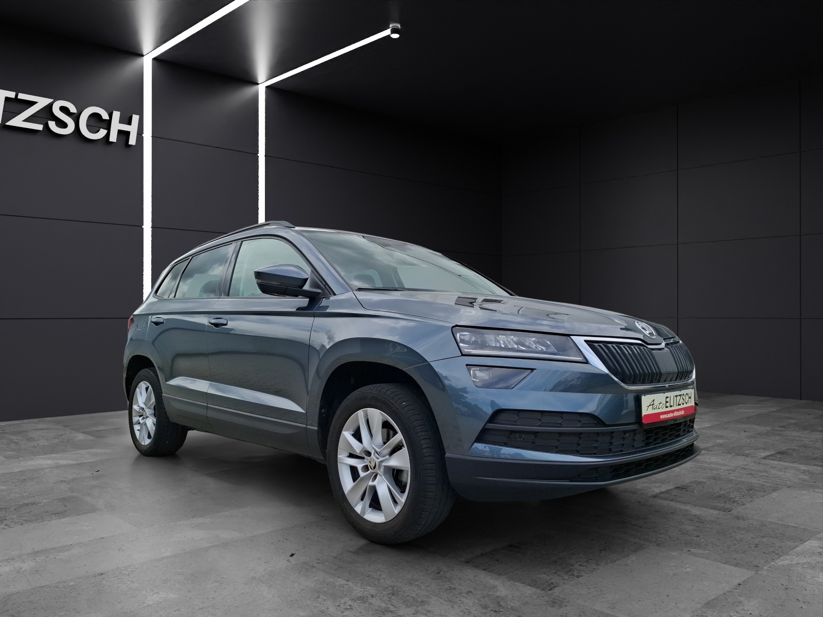 Fahrzeugabbildung SKODA Karoq TSI Ambition LED Navi GRA PDC SH LM
