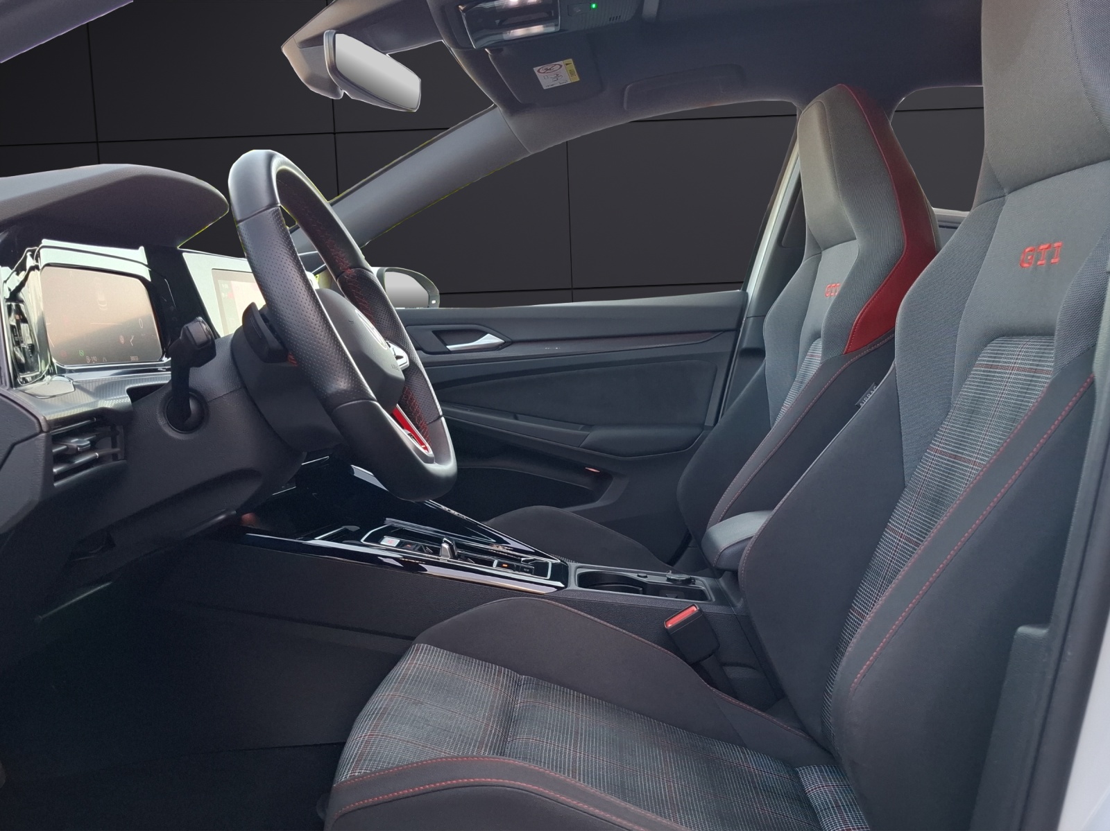 Fahrzeugabbildung Volkswagen Golf VIII GTI DSG Matrix AHK Navi Pano AID ACC RFK Harman SH