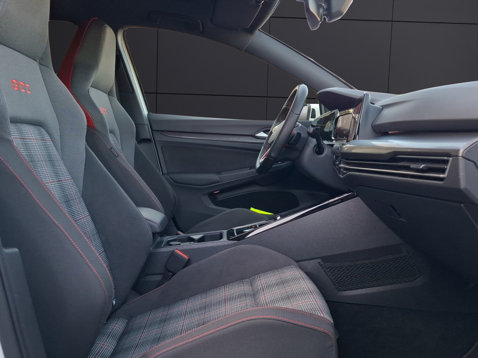 Fahrzeugabbildung Volkswagen Golf VIII GTI DSG Matrix AHK Navi Pano AID ACC RFK Harman SH