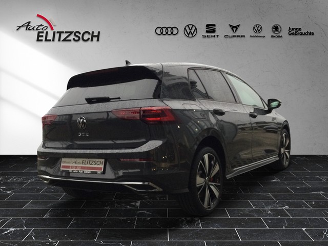 Fahrzeugabbildung Volkswagen Golf VIII GTE Matrix STH Navi Leder AID ACC SH