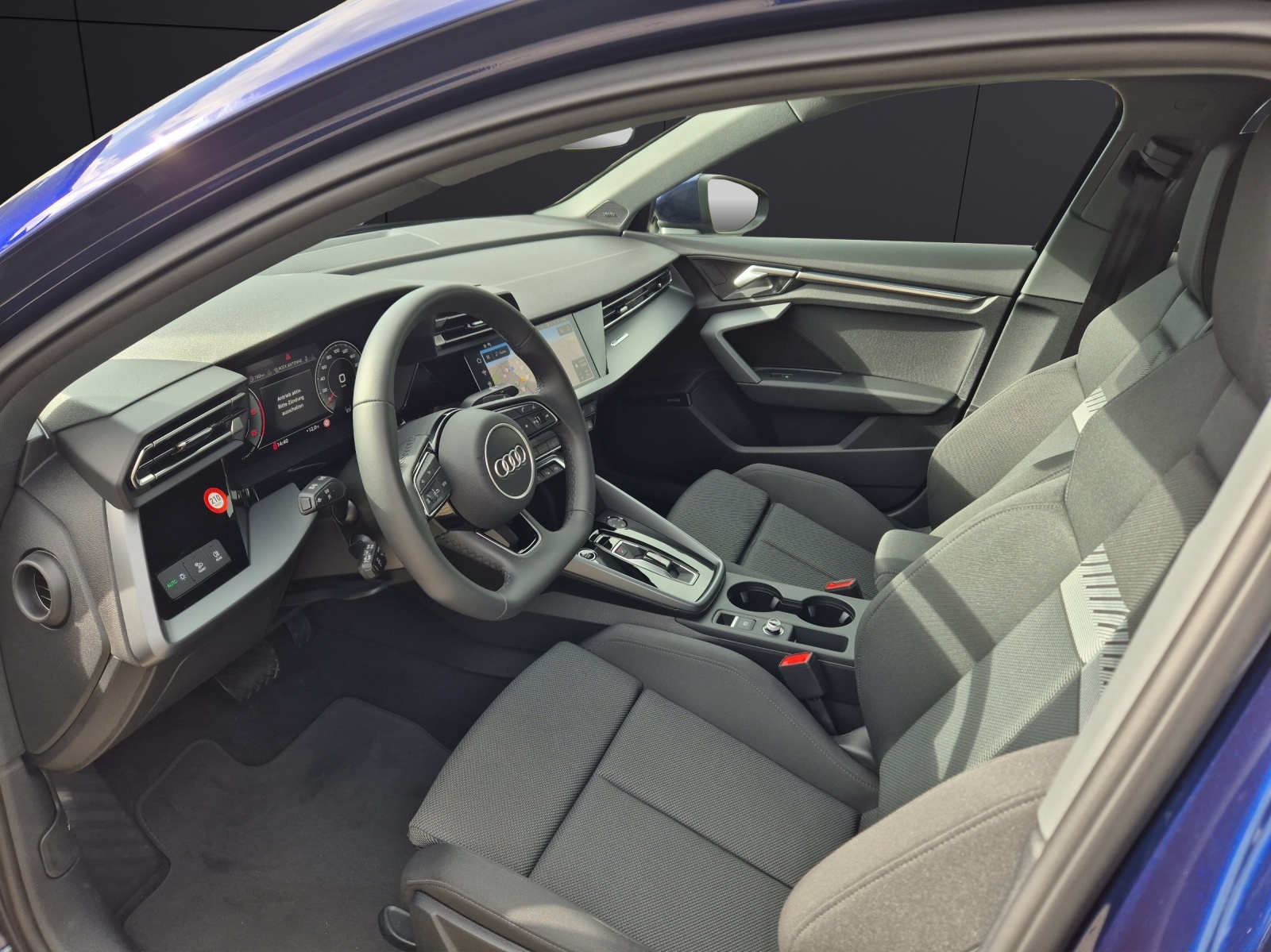 Fahrzeugabbildung Audi A3 Limousine 35 TDI S-line S tronic STH LED Navi AVC AID 360° SH