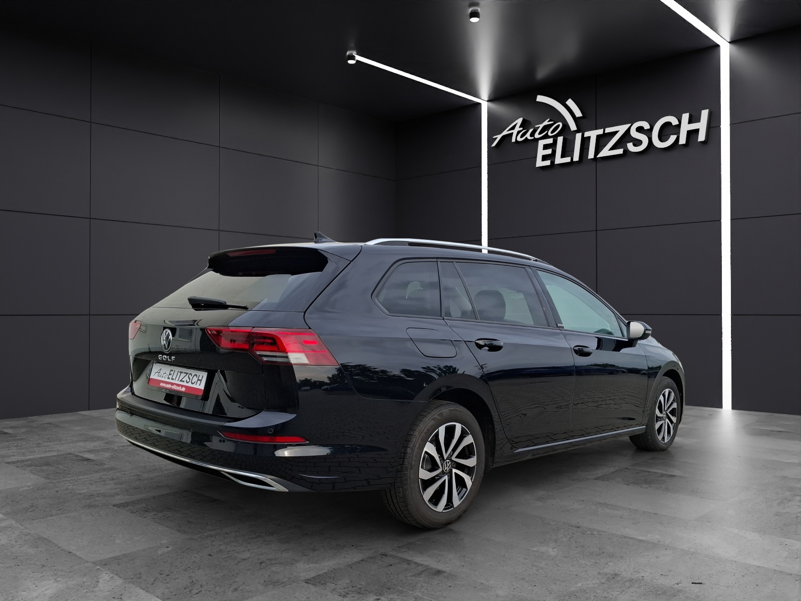 Fahrzeugabbildung Volkswagen Golf VIII Variant TDI Active LED Navi AID ACC SH