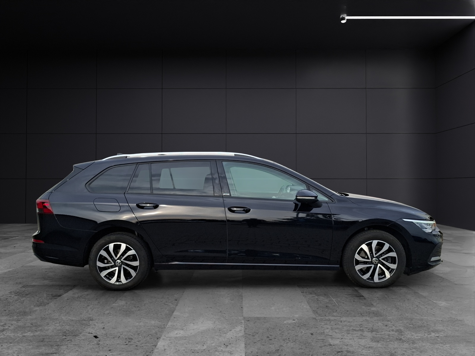 Fahrzeugabbildung Volkswagen Golf VIII Variant TDI Active LED Navi AID ACC SH