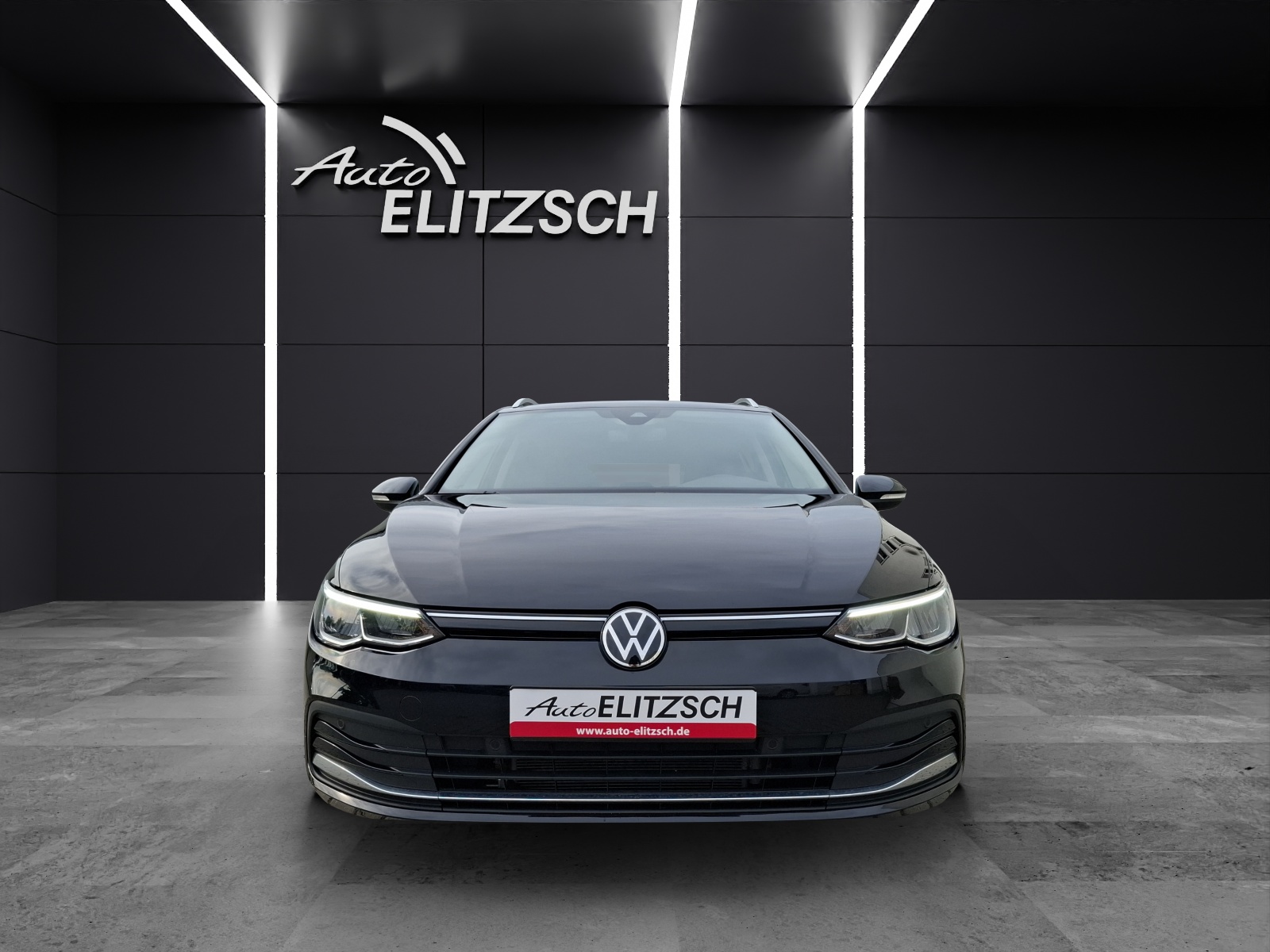 Fahrzeugabbildung Volkswagen Golf VIII Variant TDI Active LED Navi AID ACC SH