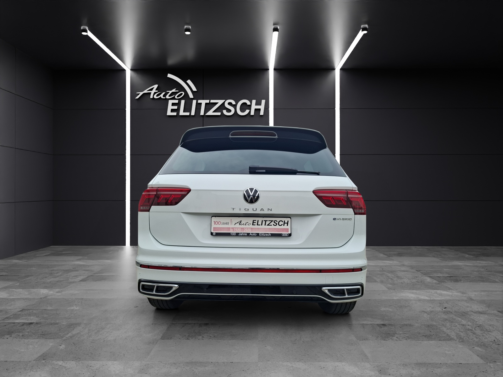 Fahrzeugabbildung Volkswagen Tiguan eHybrid R-Line DSG Matrix Navi AID ACC SHZ 19