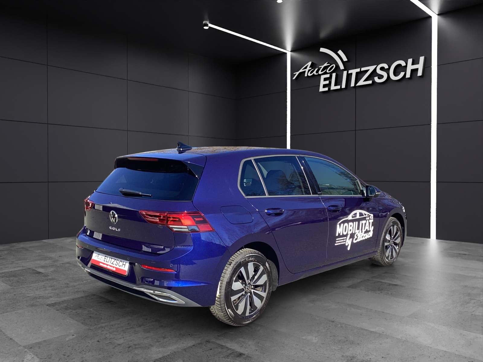 Fahrzeugabbildung Volkswagen Golf VIII TSI Move Climatronic AID PDC SH LM
