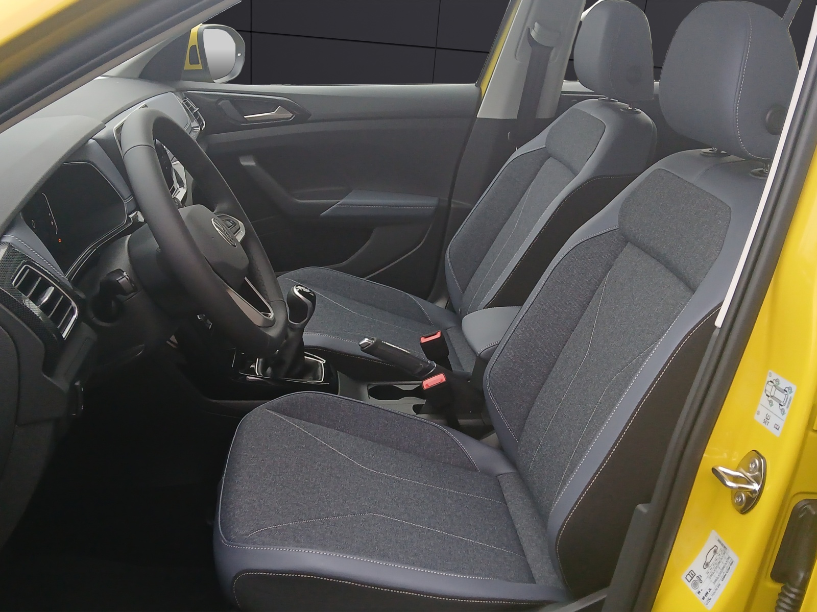 Fahrzeugabbildung Volkswagen T-Cross Style LED DAB ACC