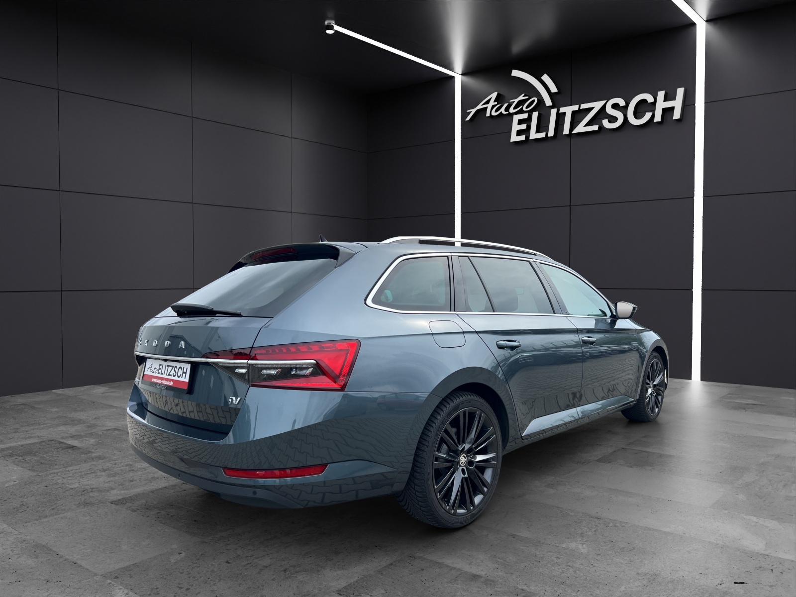 Fahrzeugabbildung SKODA Superb Combi Style iV Matrix Navi ACC DCC RFK