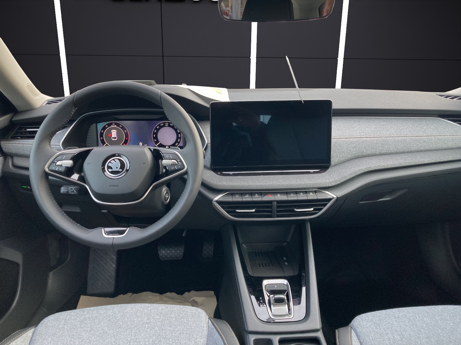 Fahrzeugabbildung SKODA Octavia Combi 1.5 TSI Selection LED-Scheinwerfer, Audi virtual Cockpit, Navi