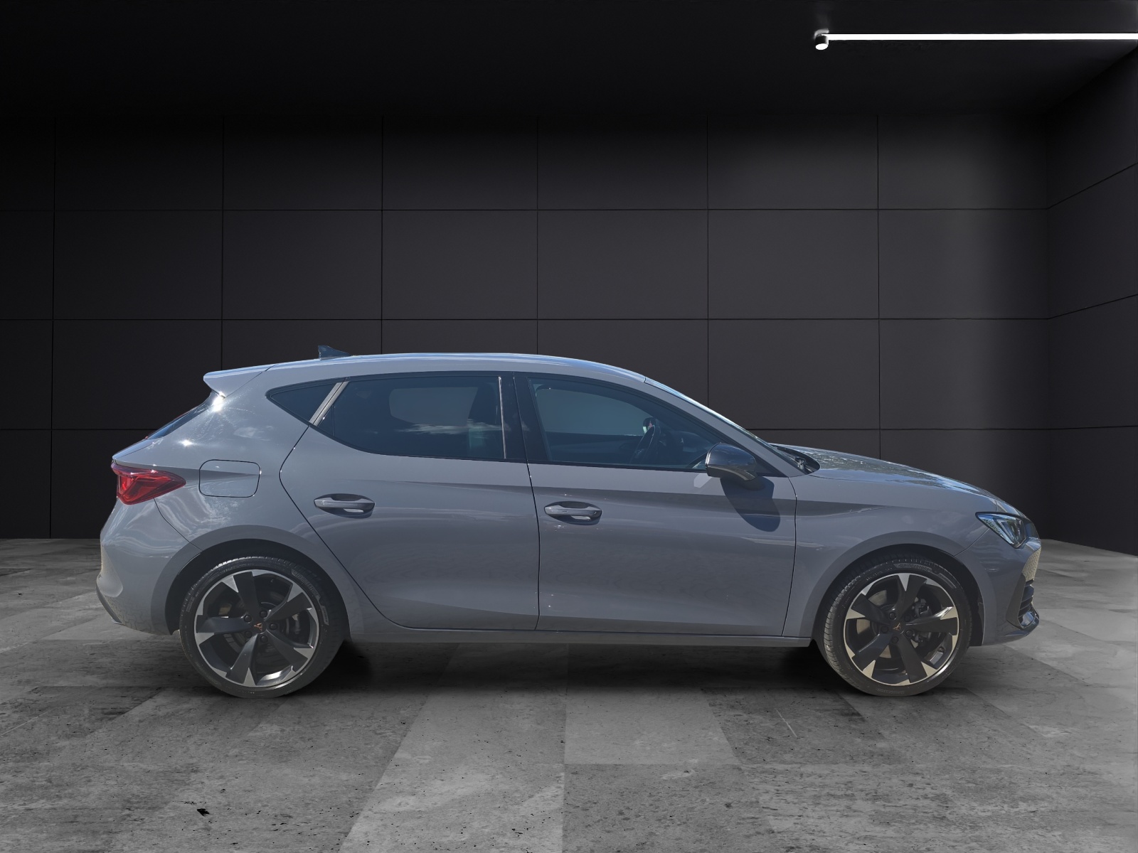 Fahrzeugabbildung CUPRA Leon 1.4 e-Hybrid DSG LED Navi GRA PDC SH 18