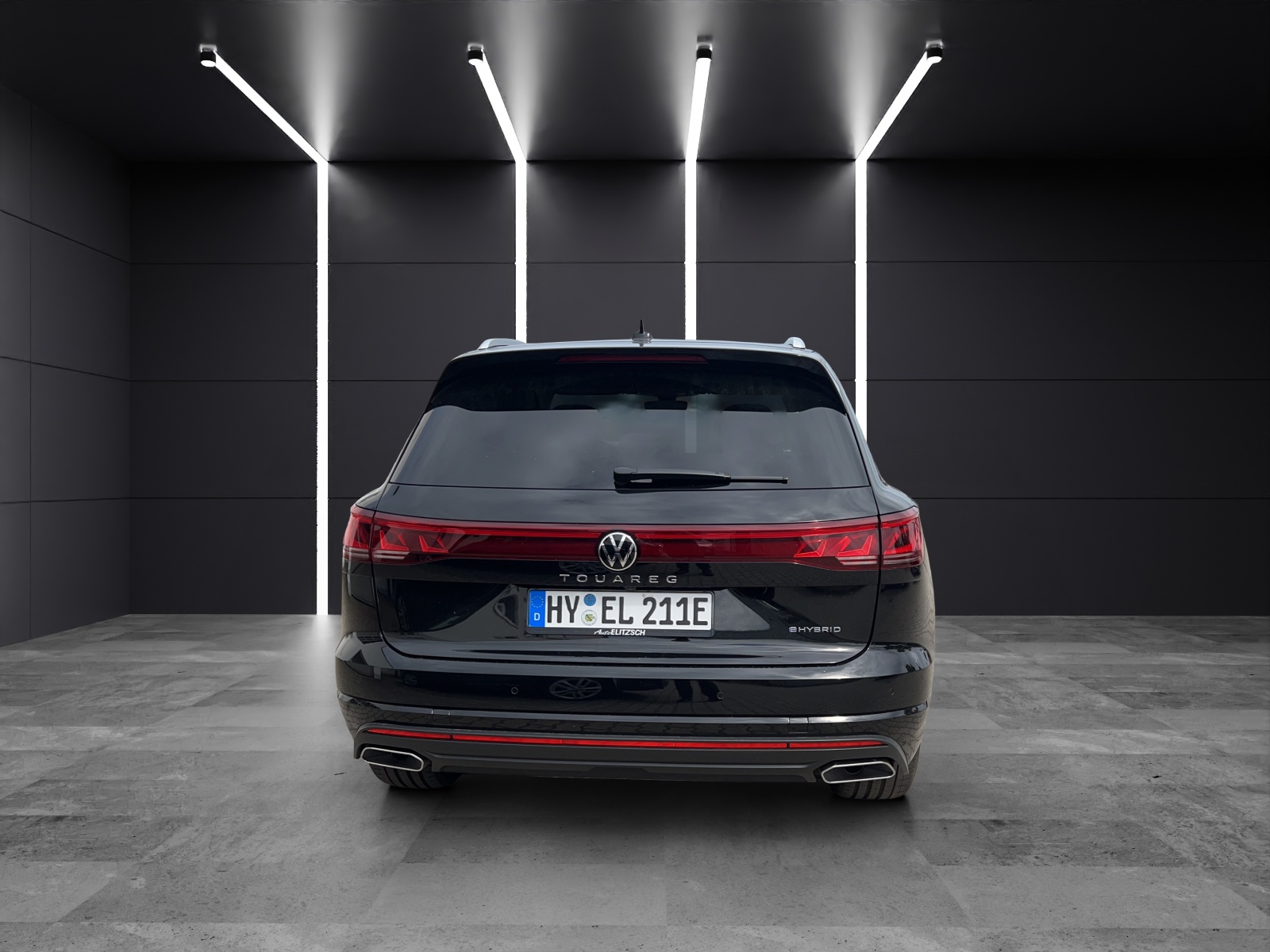 Fahrzeugabbildung Volkswagen Touareg eHybrid Elegance Matrix AHK Pano HUD AID Leder RFK 21