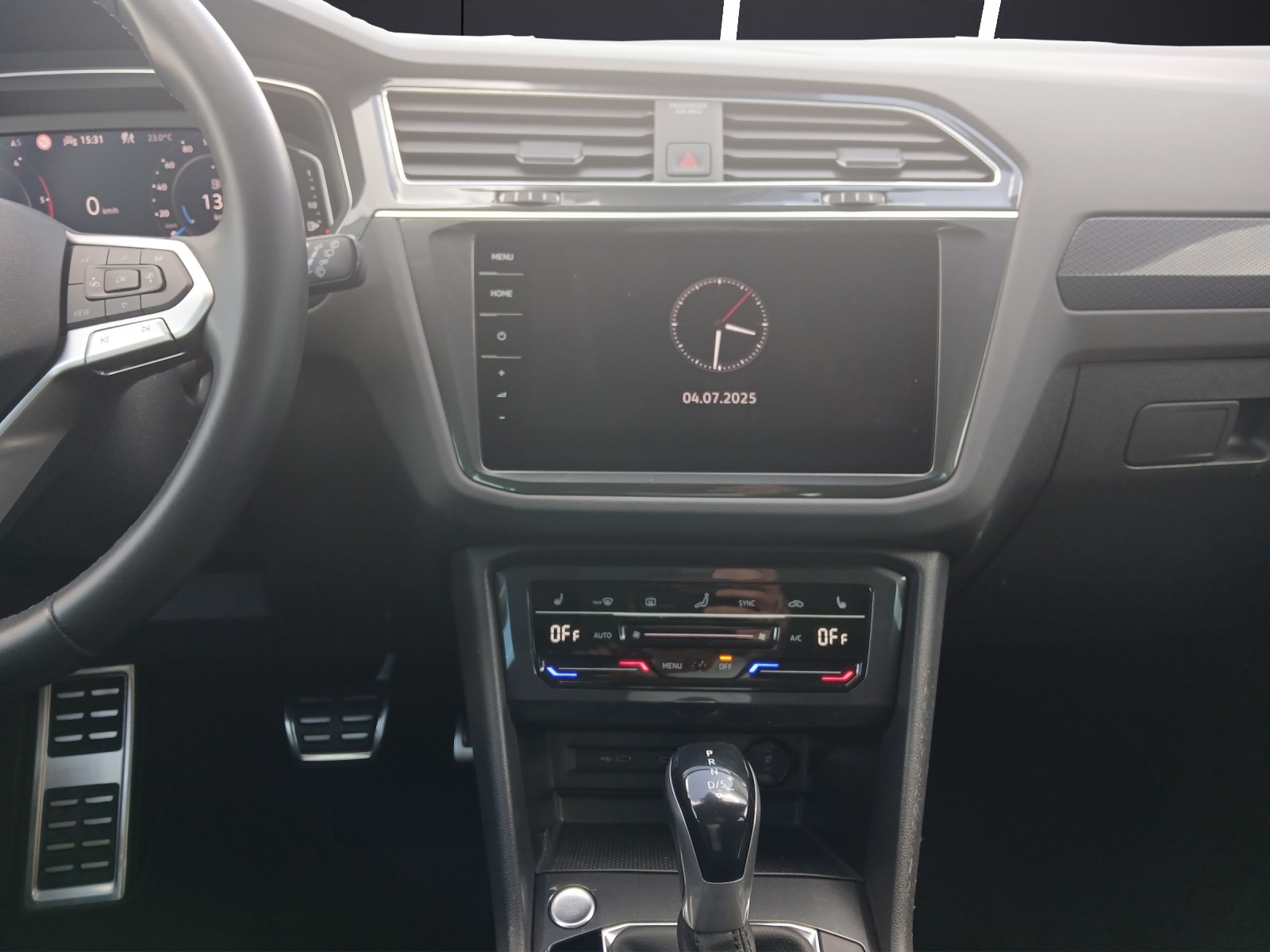 Fahrzeugabbildung Volkswagen Tiguan TDI United Matrix HuD 360° Kamera Keyless ACC Navi