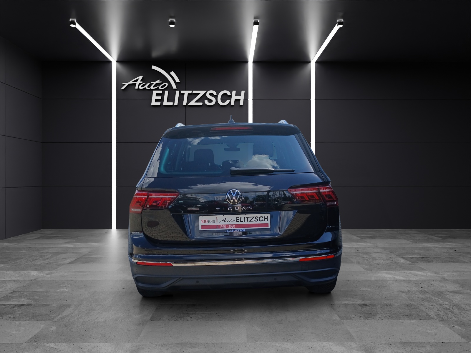 Fahrzeugabbildung Volkswagen Tiguan TDI United Matrix HuD 360° Kamera Keyless ACC Navi