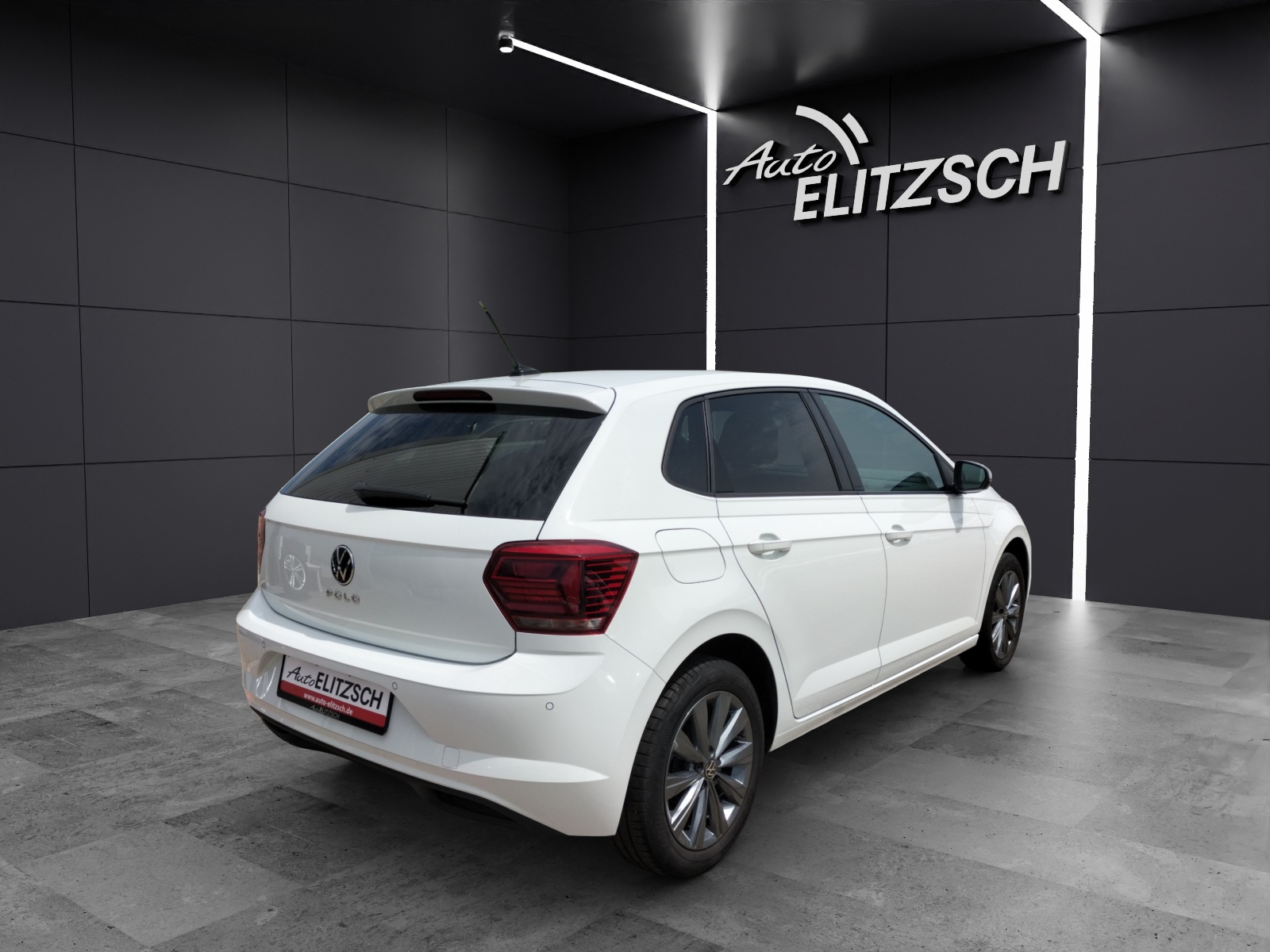 Fahrzeugabbildung Volkswagen Polo Highline TSI DSG LED ACC SHZ PDC WeConnect Navi Klima