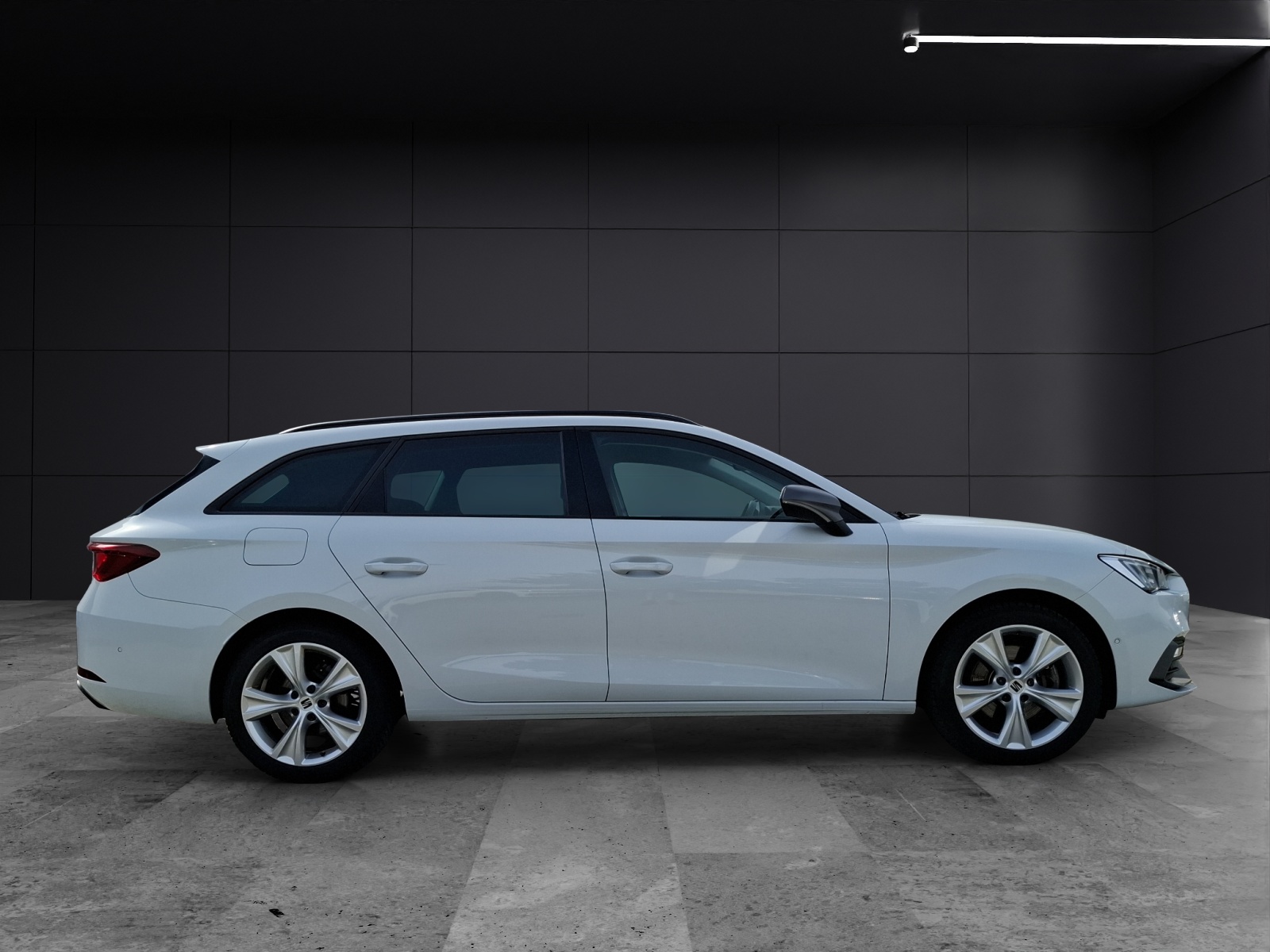 Fahrzeugabbildung SEAT Leon ST TDI FR-Line DSG LED Navi ACC RFK SH