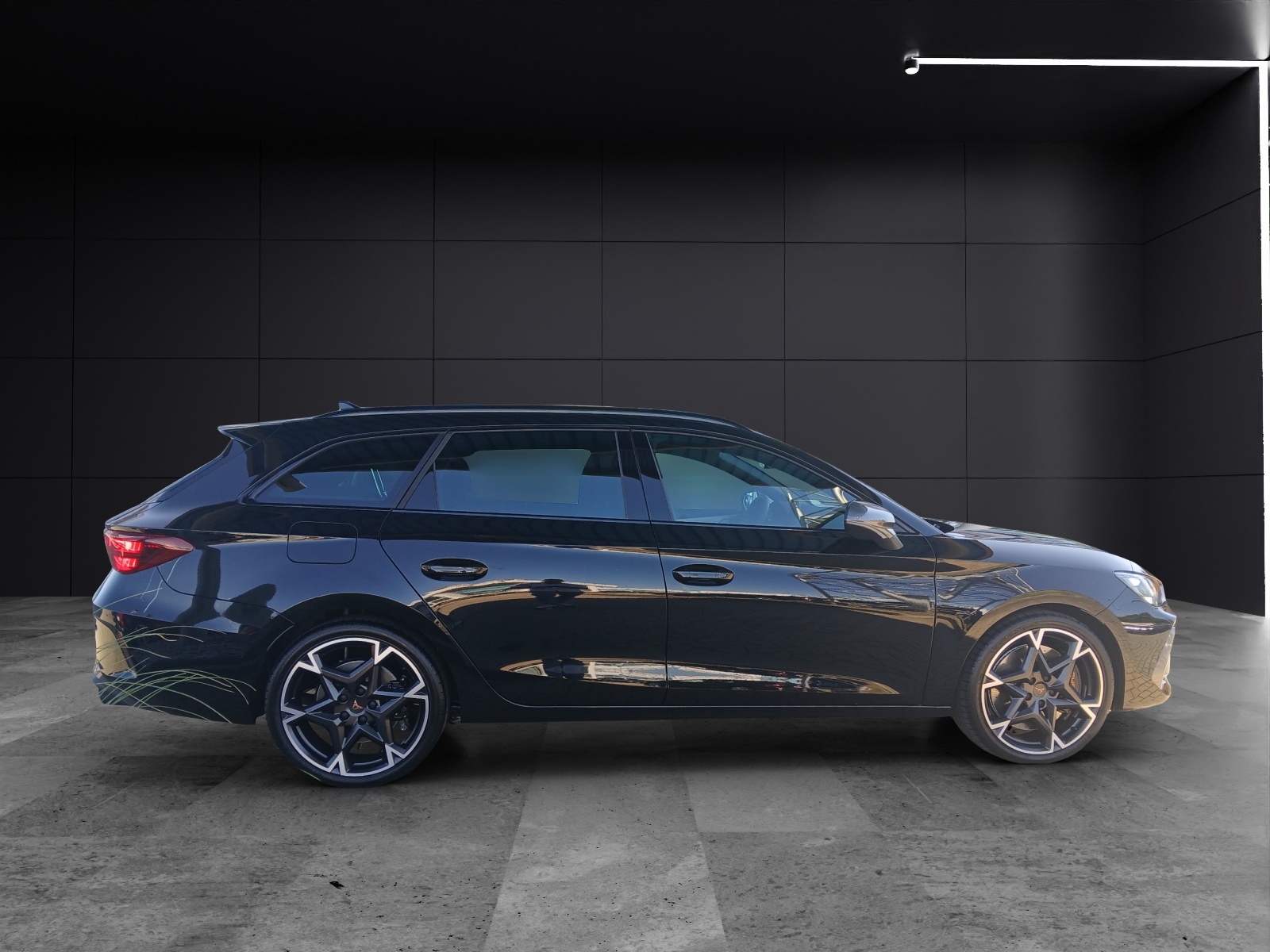 Fahrzeugabbildung CUPRA Leon Sportstourer TSI VZ DSG 4Drive LED AHK ACC RFK SH 19