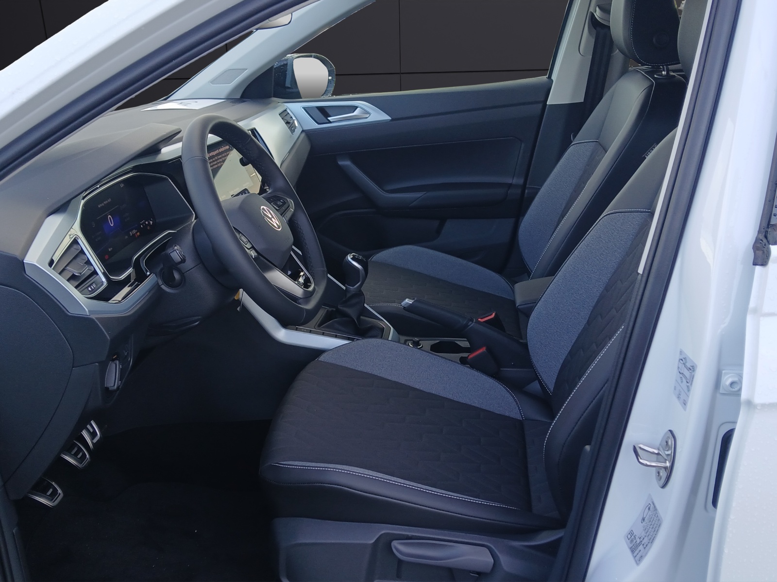 Fahrzeugabbildung Volkswagen Taigo Energy AHZV LED DAB ACC