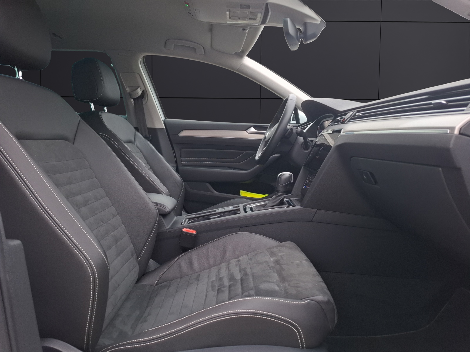 Fahrzeugabbildung Volkswagen Passat Variant TDI Elegance DSG Standhzg. Matrix Navi AID ACC RFK SH