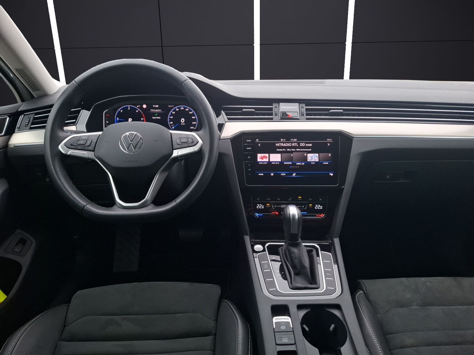 Fahrzeugabbildung Volkswagen Passat Variant TDI Elegance DSG Standhzg. Matrix Navi AID ACC RFK SH