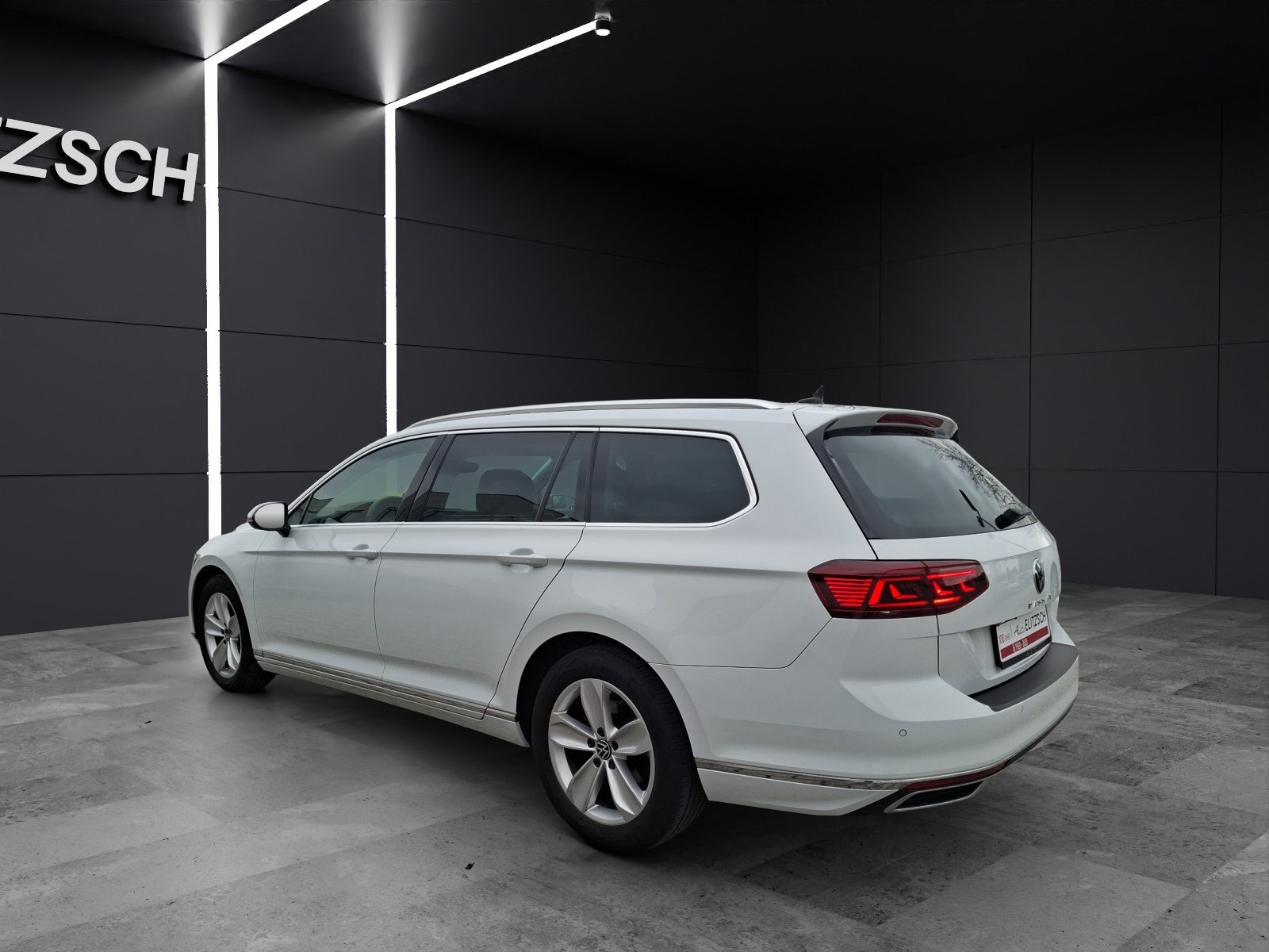 Fahrzeugabbildung Volkswagen Passat Variant TDI Elegance DSG Standhzg. Matrix Navi AID ACC RFK SH