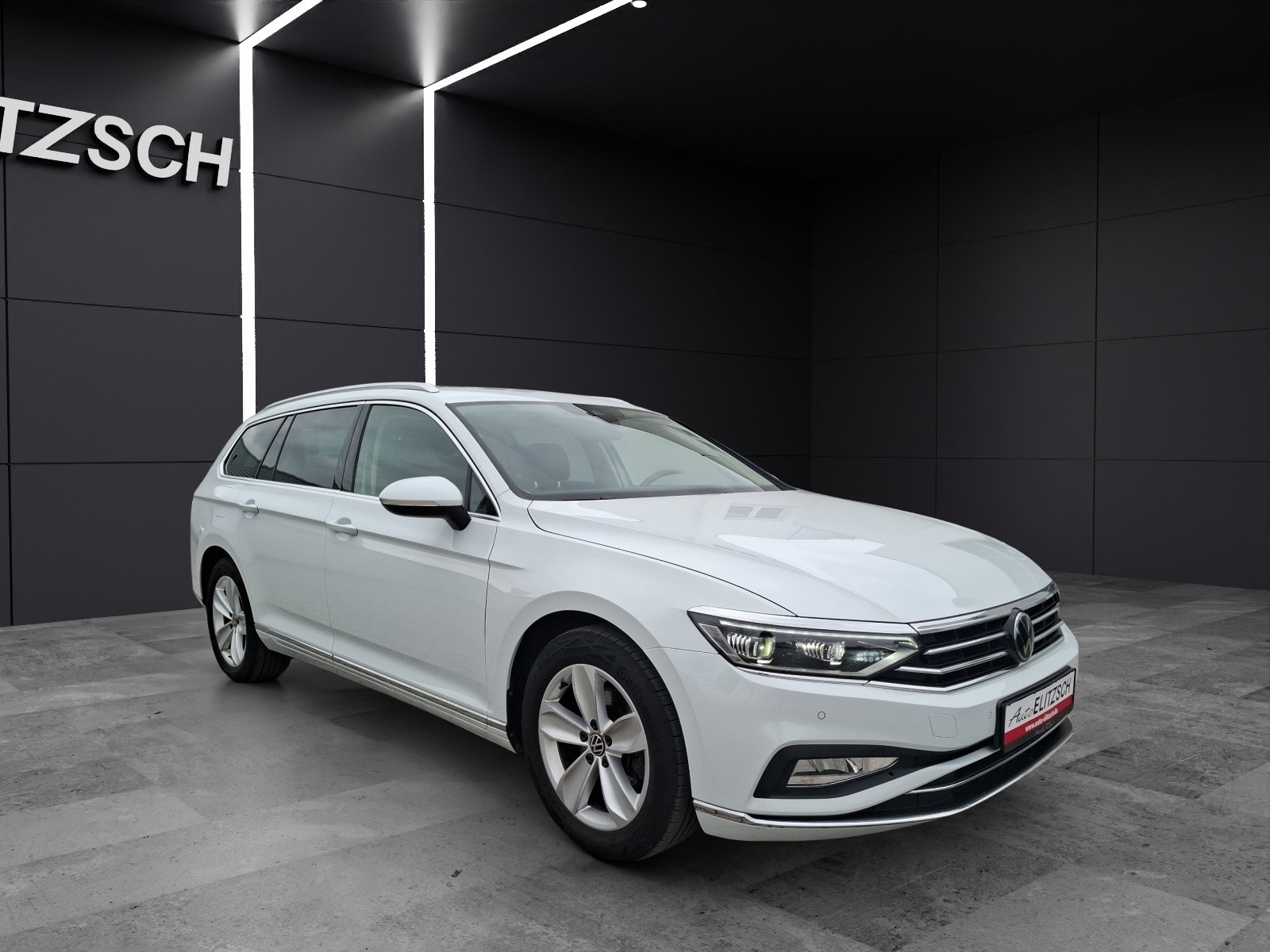 Fahrzeugabbildung Volkswagen Passat Variant TDI Elegance DSG Standhzg. Matrix Navi AID ACC RFK SH