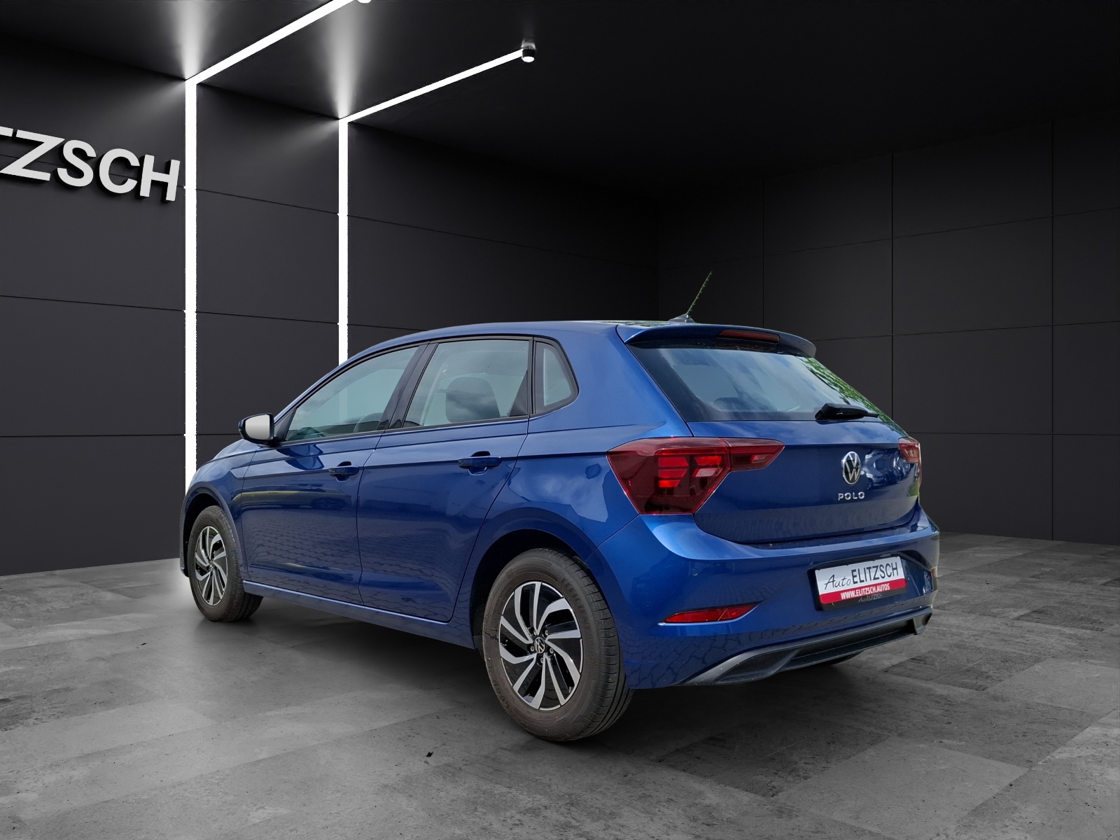 Fahrzeugabbildung Volkswagen Polo TSI Life LED CarPlay Klimaa GRA RFK SH LM