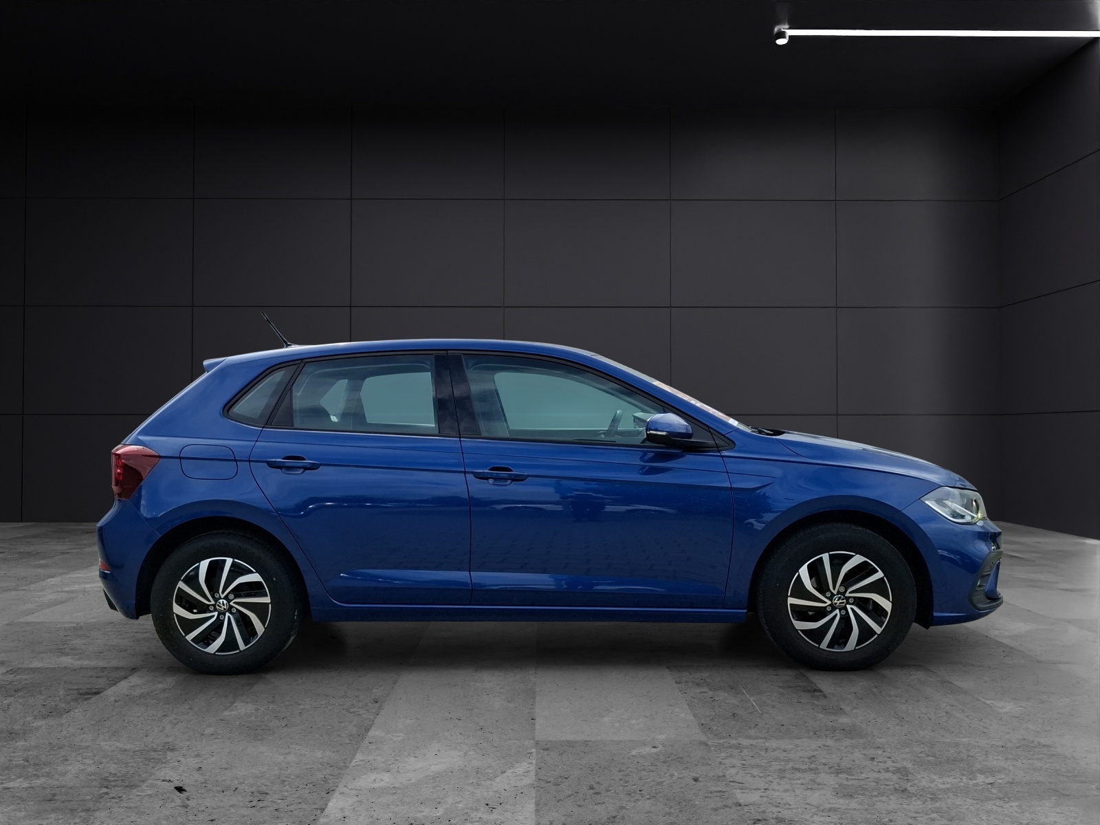 Fahrzeugabbildung Volkswagen Polo TSI Life LED CarPlay Klimaa GRA RFK SH LM