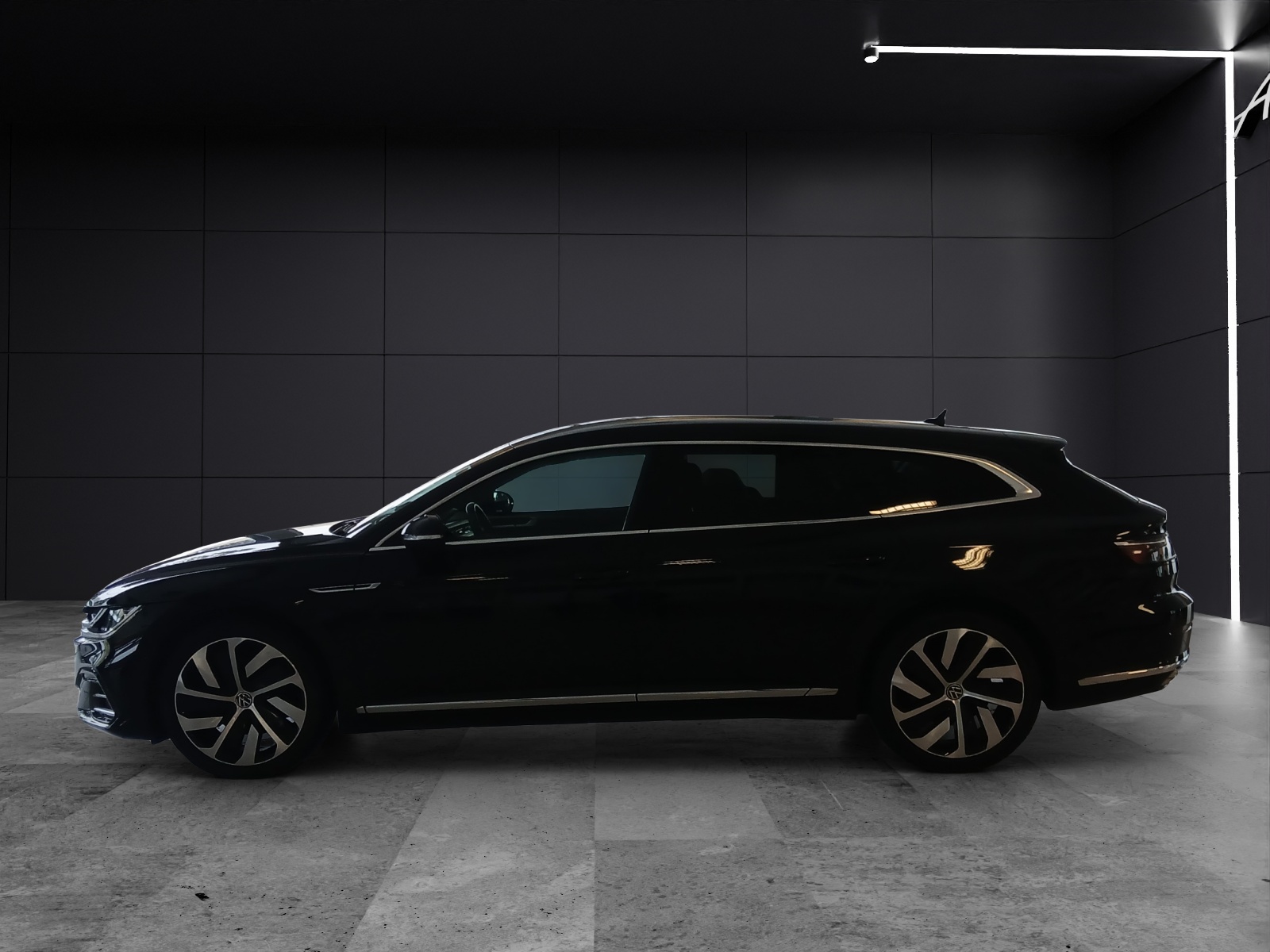 Fahrzeugabbildung Volkswagen Arteon SB TDI R-Line DSG Matrix AHK Navi AID ACC RFK SH 19