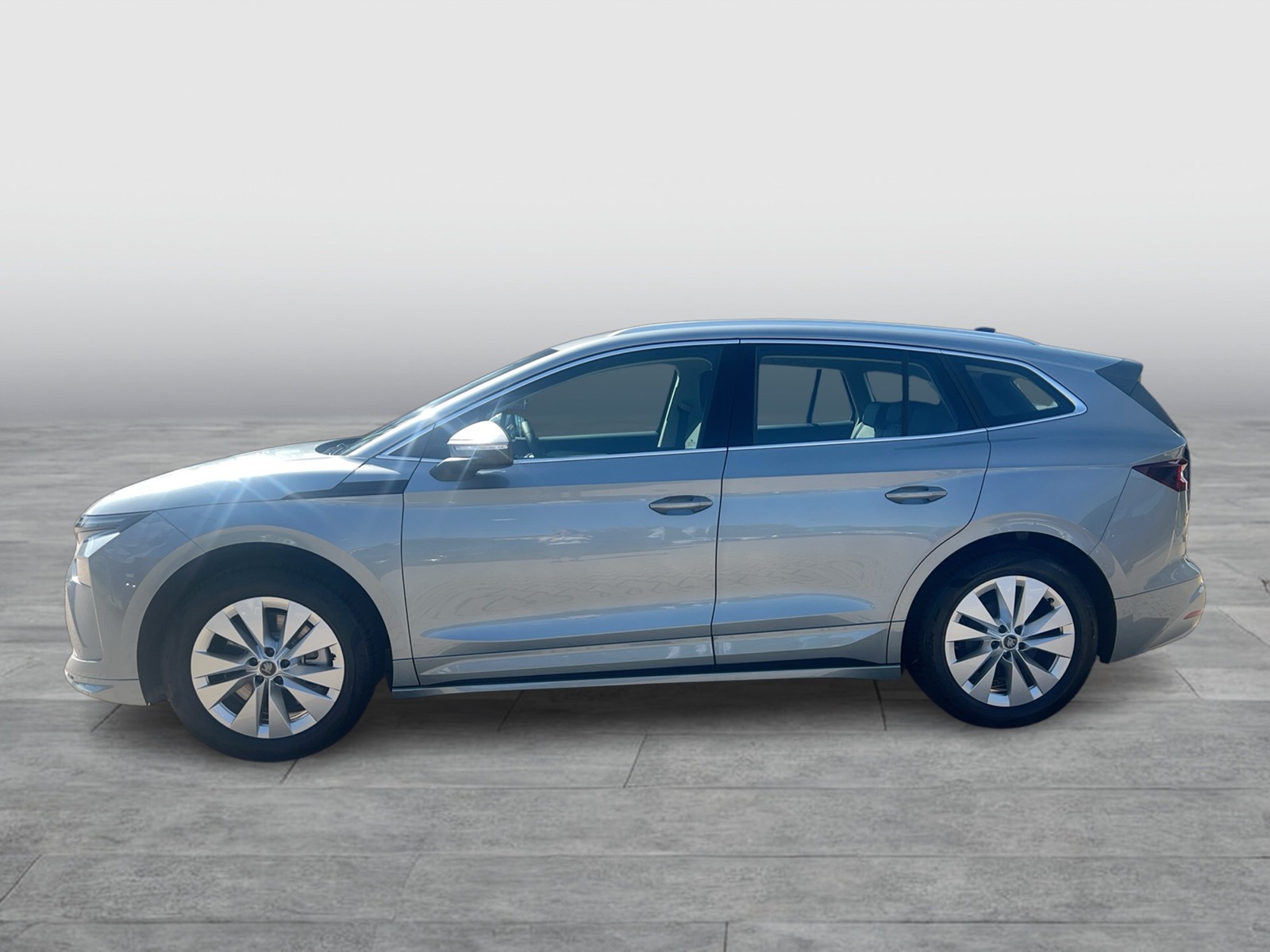 Fahrzeugabbildung SKODA Enyaq 60 Essence AHZV NAVI RFK ACC