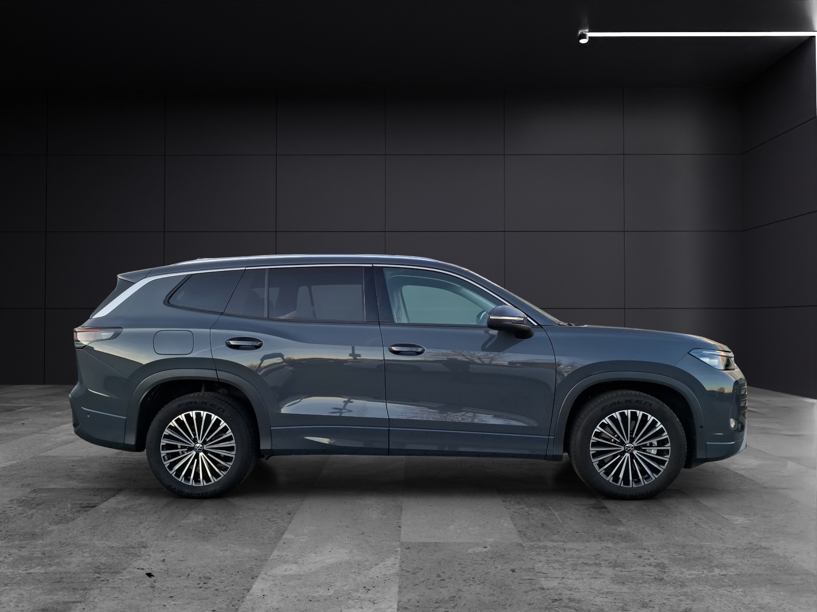 Fahrzeugabbildung Volkswagen Tayron eTSI Life DSG LED AHK NAvi AID ACC RFK SH