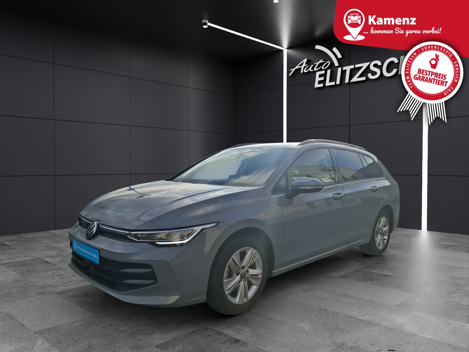 Volkswagen Golf VIII Variant TSI Life STH LED Navi ACC HUD PDC SH LM