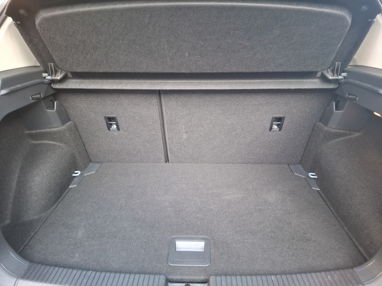 Fahrzeugabbildung Volkswagen T-Cross TSI Goal LED Navi AID ACC RFK SH LM