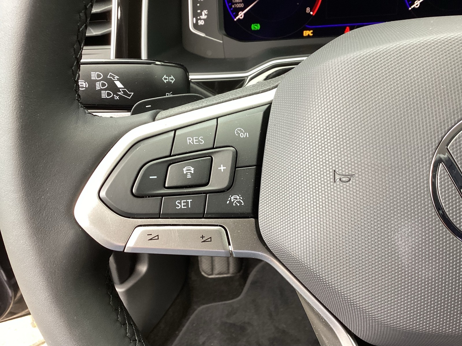 Fahrzeugabbildung Volkswagen Polo DSG Style AHZV NAVI RearView