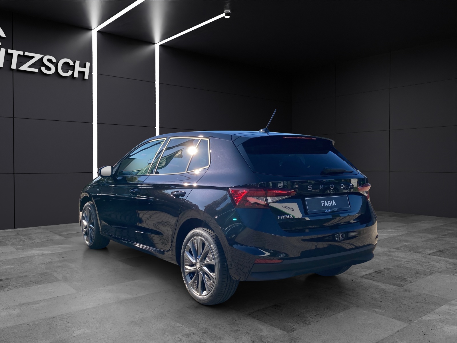 Fahrzeugabbildung SKODA Fabia Tour 1.0TSI DSG 85KW 7-Gang NAV, LED, ACC, WINTER PLUS