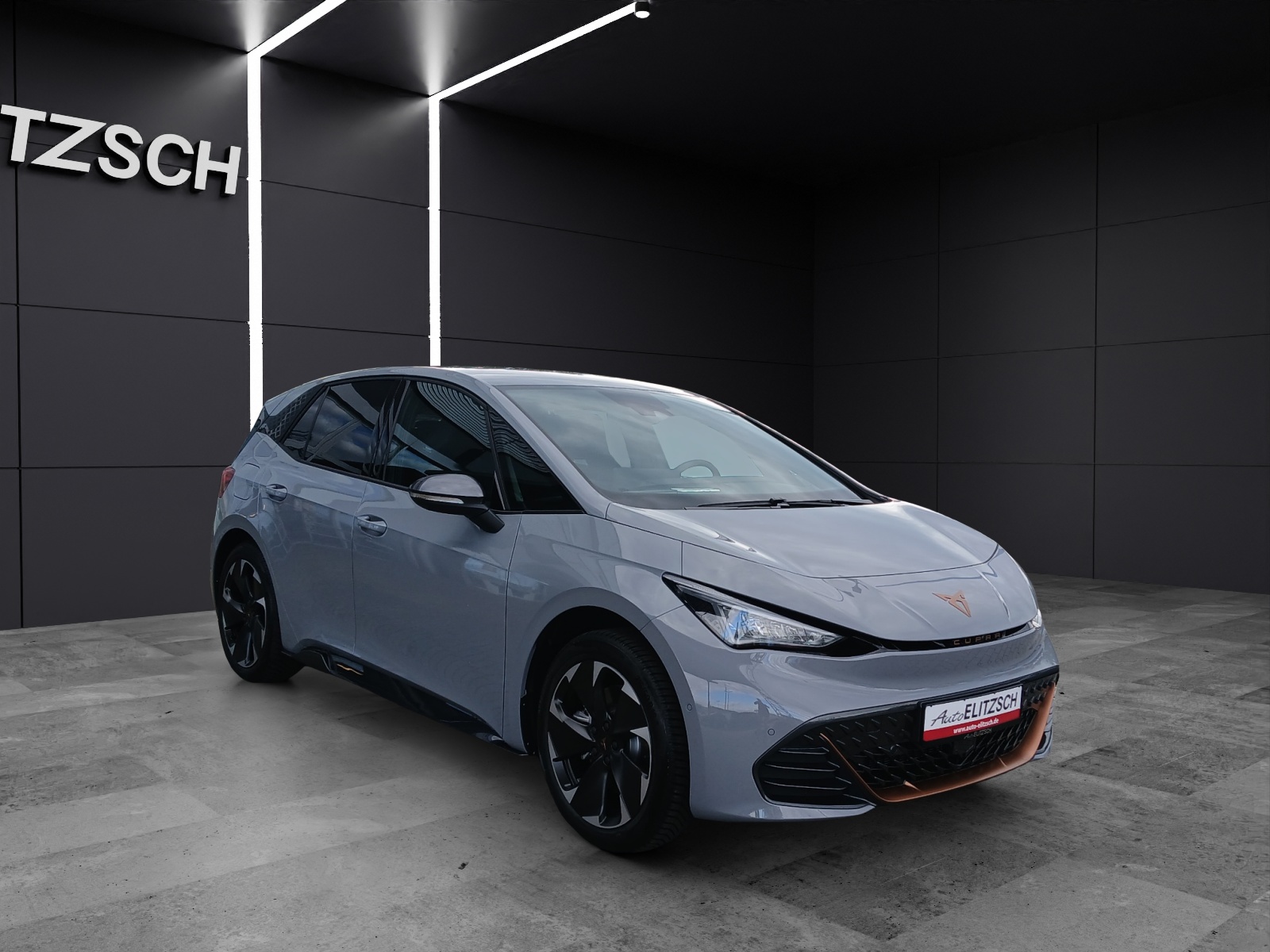 Fahrzeugabbildung CUPRA Born 79kWh BelowZero PilotXL